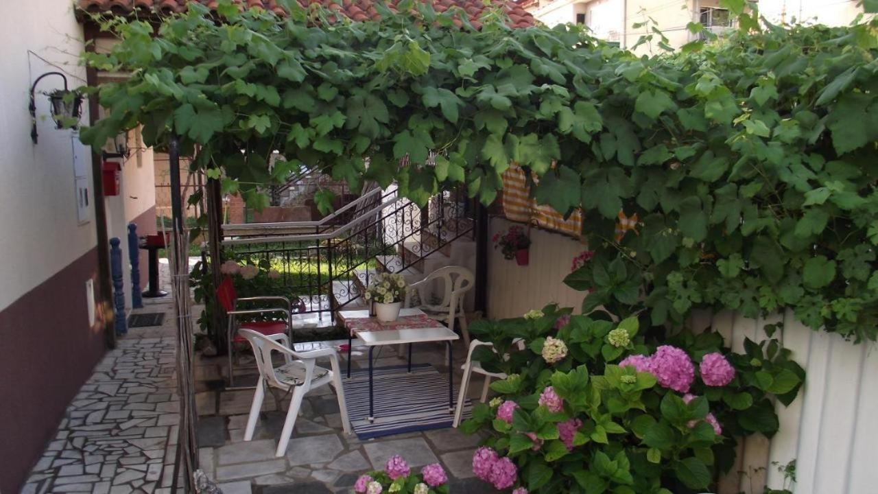 Villa Lakeview Paradise Peštani Eksteriør billede
