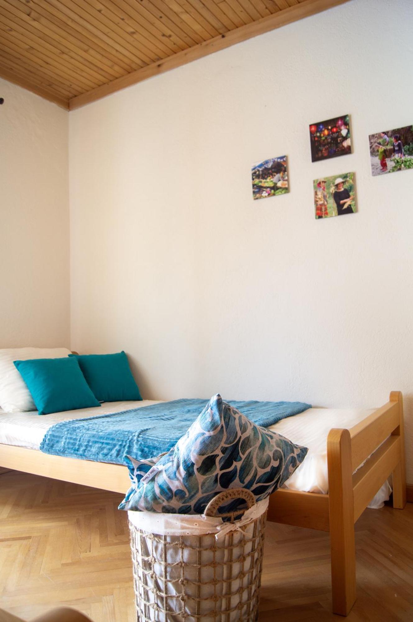 Villa Lakeview Paradise Peštani Eksteriør billede