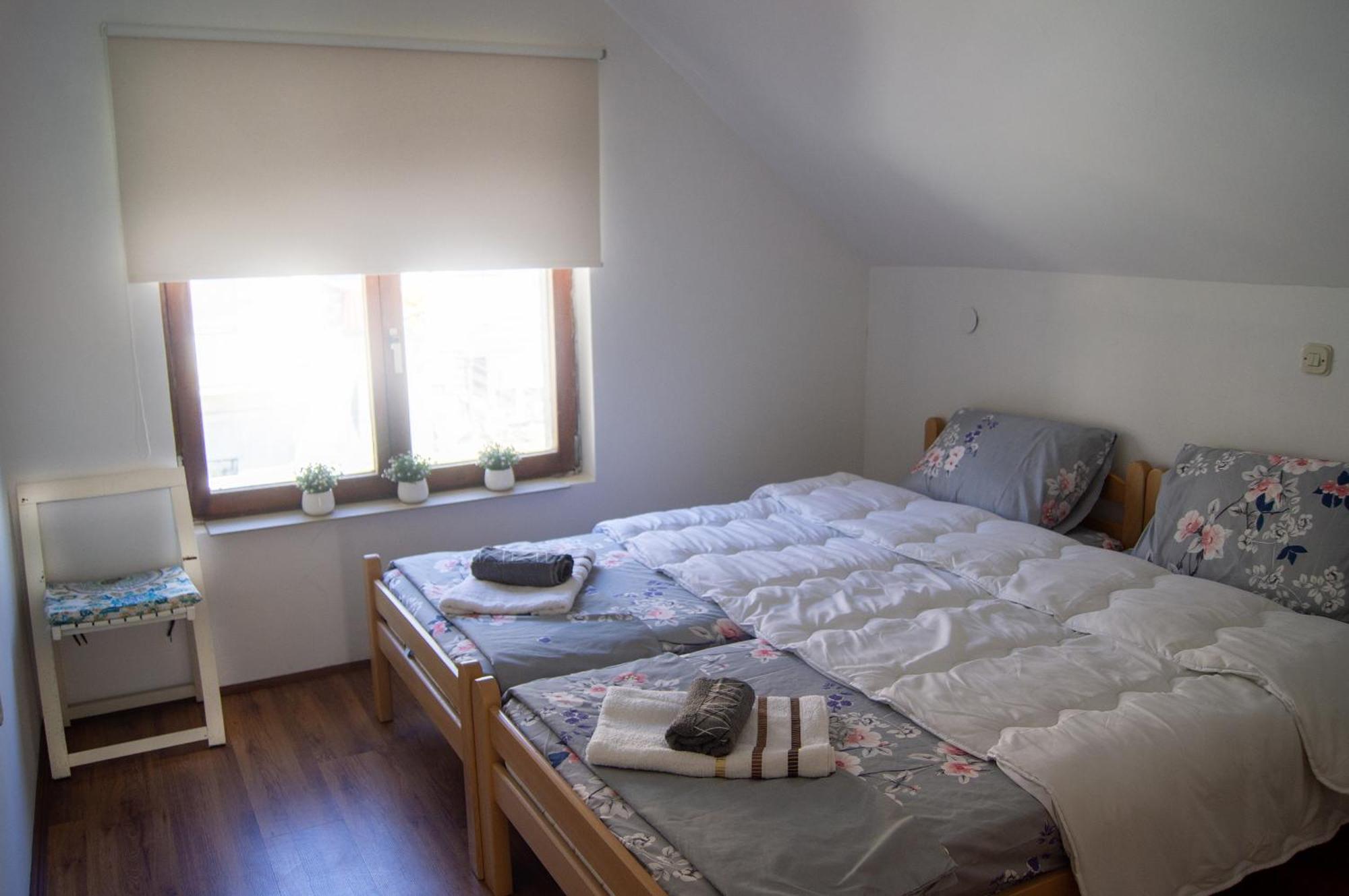 Villa Lakeview Paradise Peštani Eksteriør billede